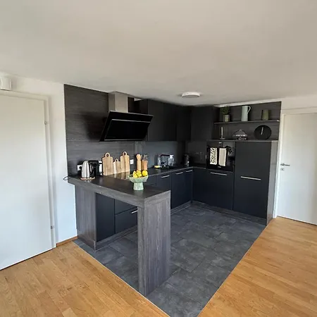 Modern Living, Design, Komfort Und Outdoor-lounge Lauterach